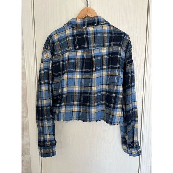 Rue 21 Cropped Flannel Shirt - Picture 2 of 3
